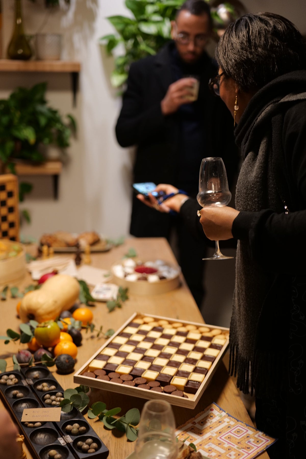 Traiteur événement influenceurs à Paris : un buffet fait pour la photo