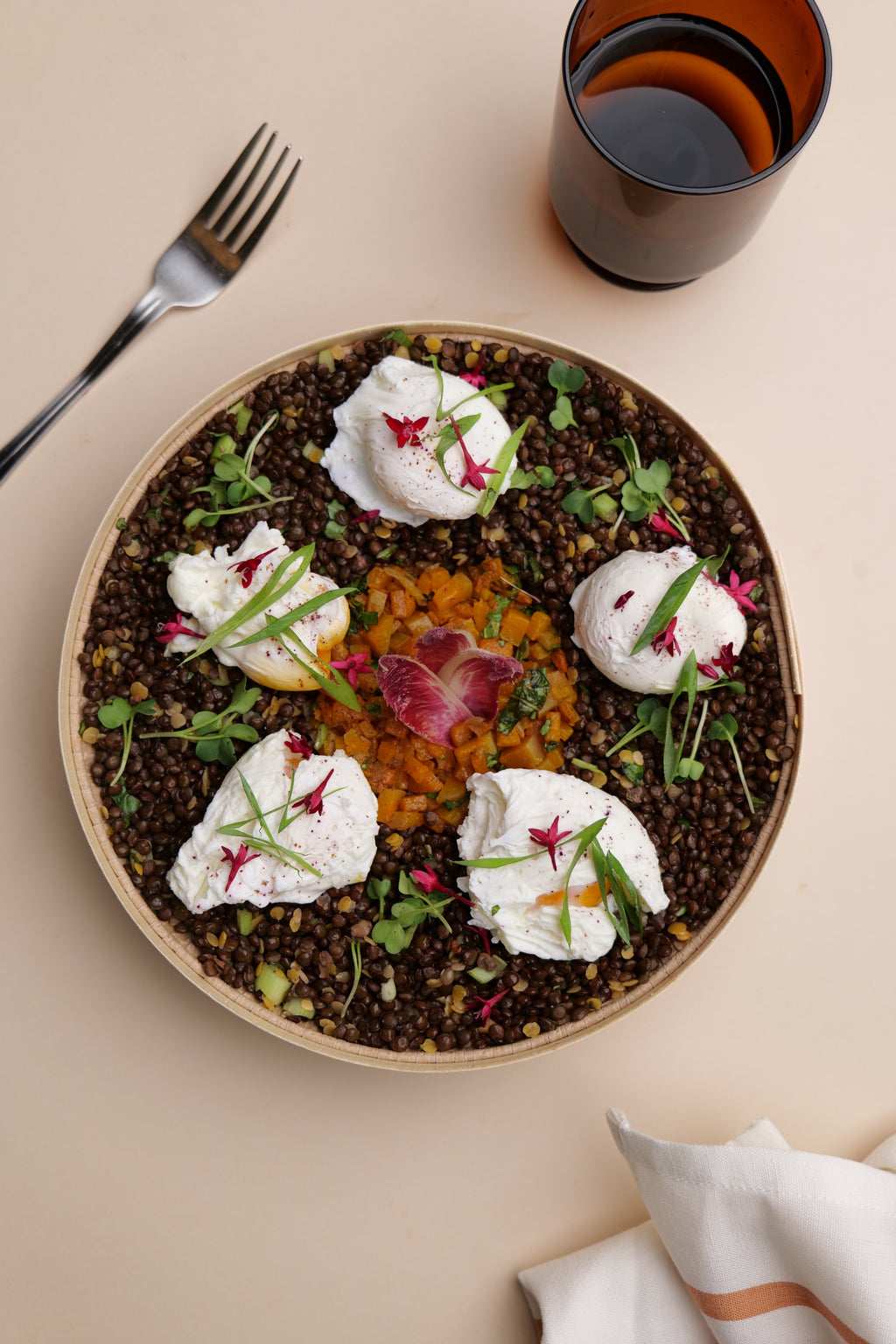 Entrée Tartare de butternut et lentilles, œuf poché (VG)