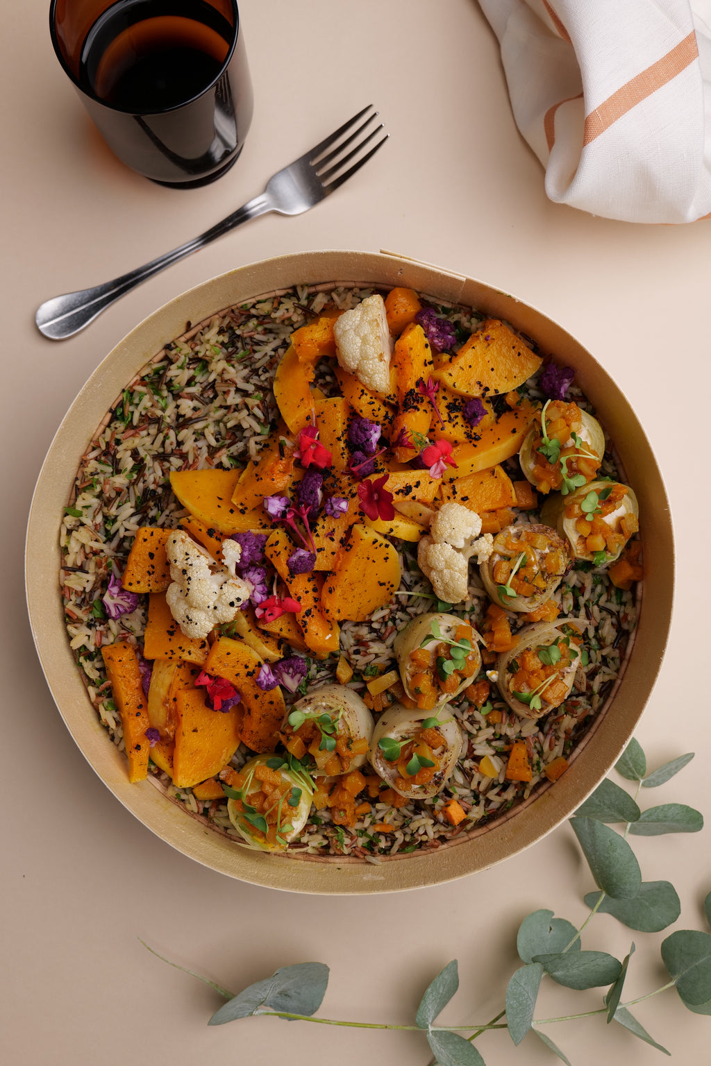 Poireaux garnis de patate douce orange et riz basmati (vegan)